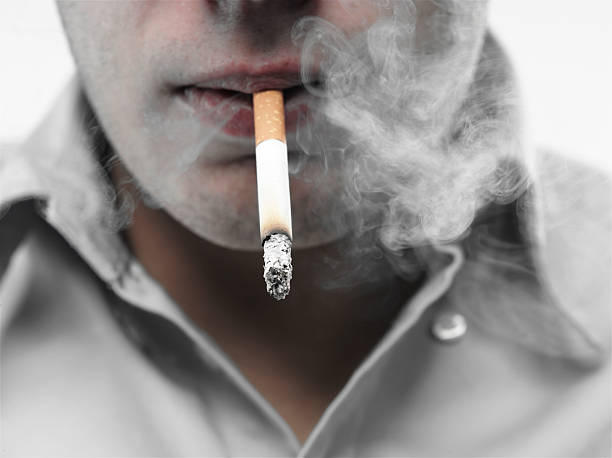 Smoking is harmful to teeth
